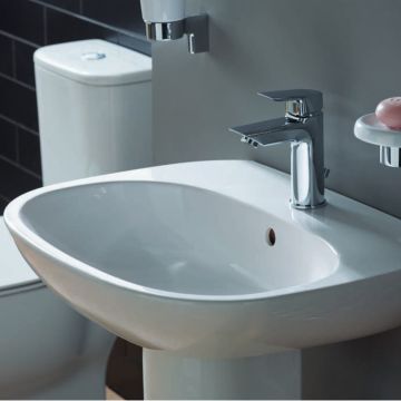 Ihanteellinen Standard Tesi T3523 kylpyhuonekaappi